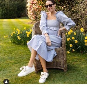 Elegant Blue Midi Dress